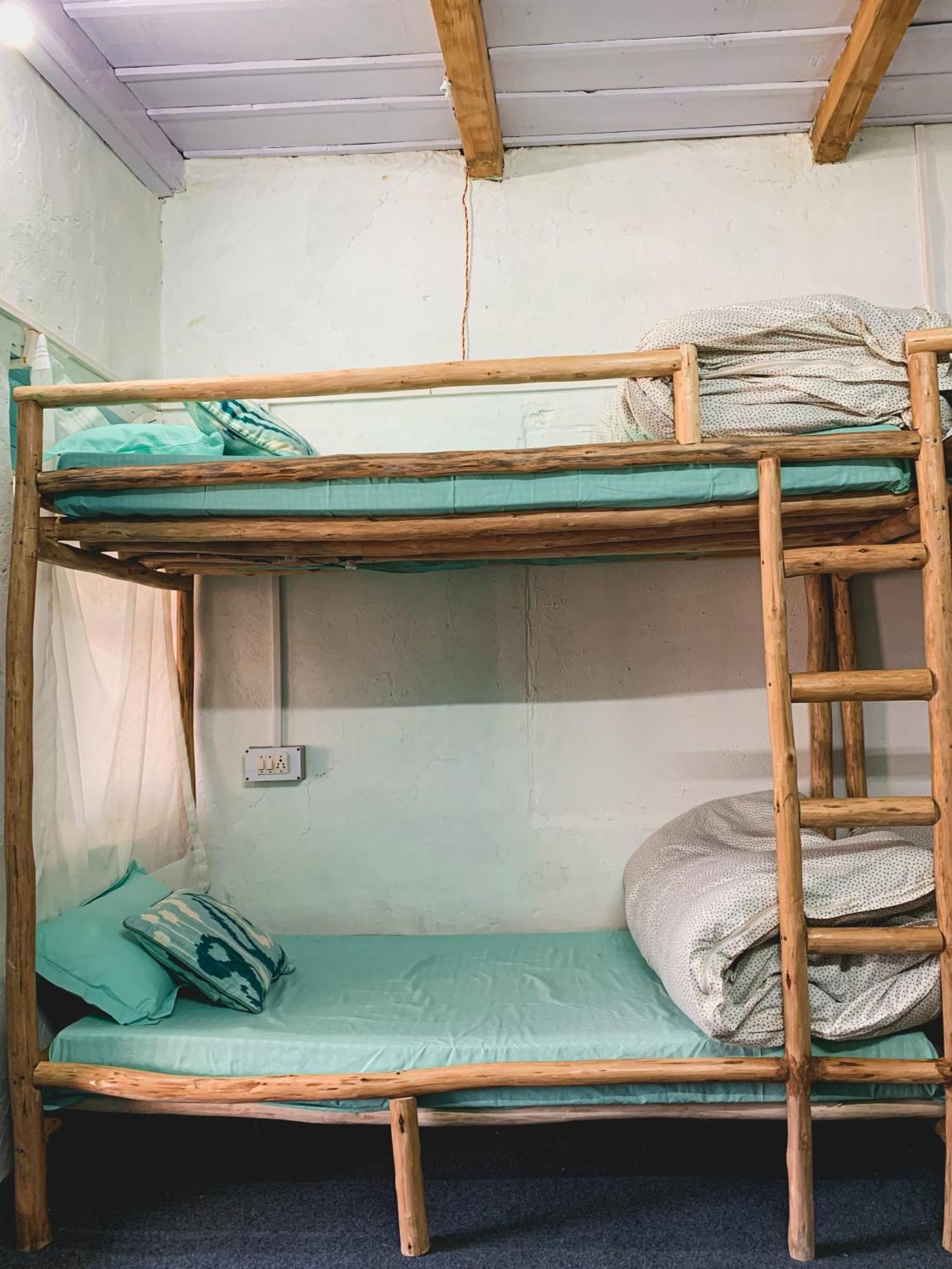 The Nook, Sainj Hostel Exterior photo